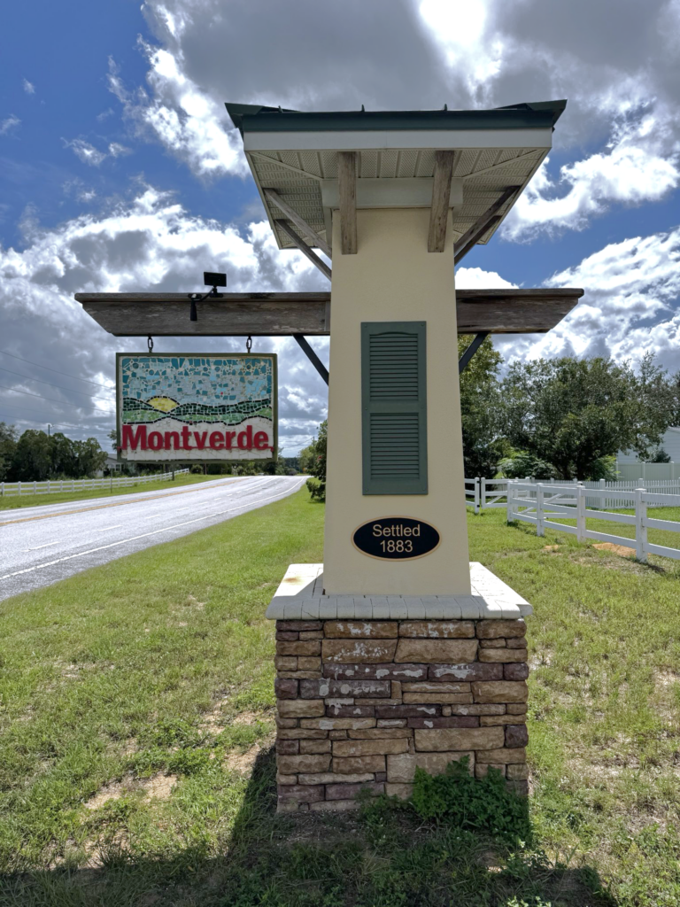 Montverde town entrance sign