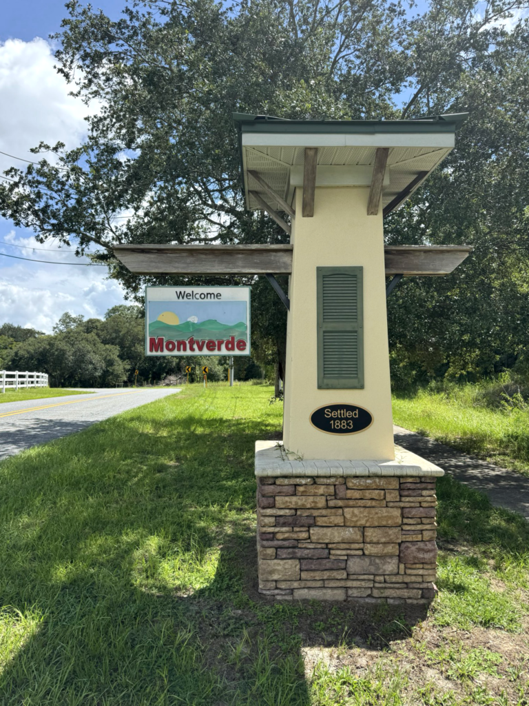 Welcome to Montverde sign